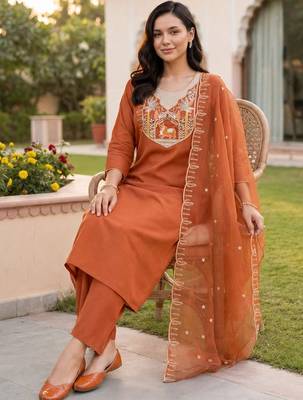 women ethnic motifs embroidered regular thread work kurta with trousers & with dupatta 5