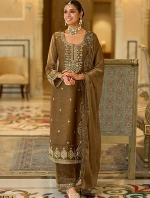 women ethnic motifs embroidered regular mirror work kurta with palazzos & with dupatta 1