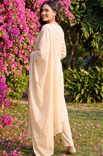 women ethnic motifs embroidered regular thread work cotton kurta with trousers & with dupatta