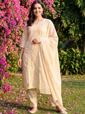 women ethnic motifs embroidered regular thread work cotton kurta with trousers & with dupatta 6