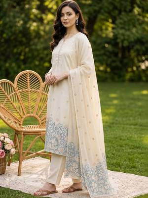 women ethnic motifs embroidered regular thread work kurta with trousers & with dupatta 3