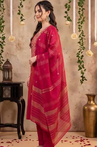women ethnic motifs embroidered regular thread work kurta with trousers & with dupatta