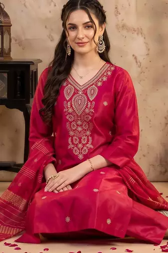 women ethnic motifs embroidered regular thread work kurta with trousers & with dupatta