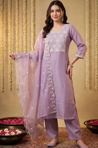 women ethnic motifs embroidered regular thread work kurta with trousers & with dupatta