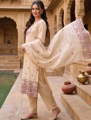 women ethnic motifs embroidered regular thread work chanderi silk kurta with trousers & with dupatta 3