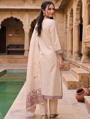 women ethnic motifs embroidered regular thread work chanderi silk kurta with trousers & with dupatta 4