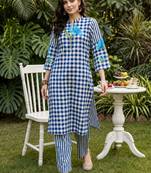 women printed regular cotton kurta with trousers