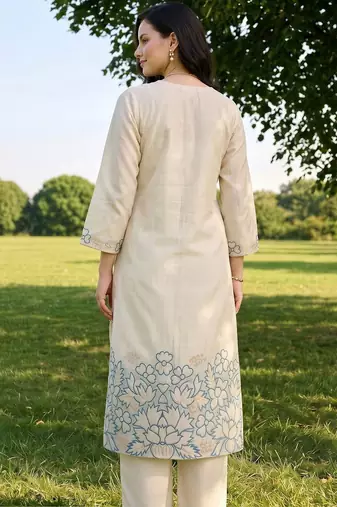 women ethnic motifs embroidered regular thread work kurta with trousers & with dupatta