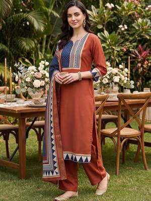women printed regular liva kurta with palazzos & with dupatta 1