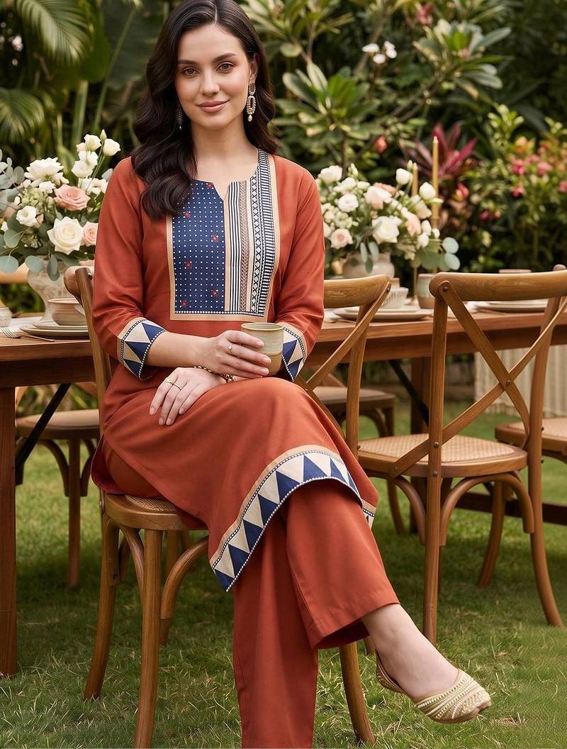 women printed regular liva kurta with palazzos & with dupatta