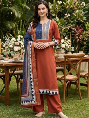 women printed regular liva kurta with palazzos & with dupatta 6