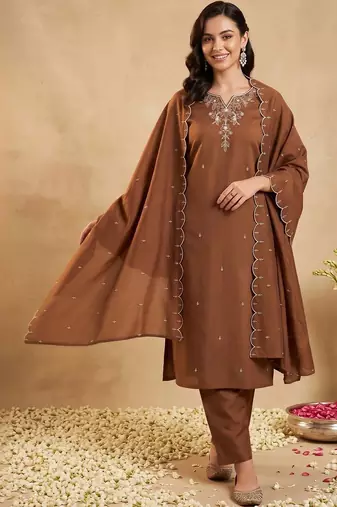 women ethnic motifs embroidered regular thread work kurta with trousers & with dupatta