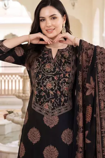 women ethnic motifs printed regular cotton kurta with patiala & with dupatta