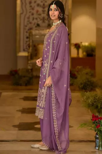 women ethnic motifs embroidered regular thread work kurta with trousers & with dupatta