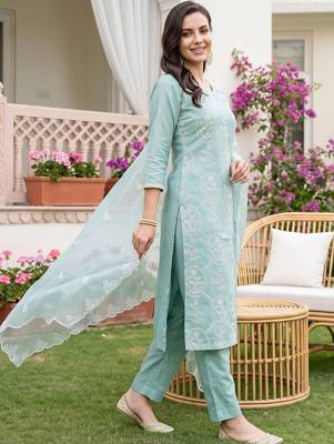 women ethnic motifs embroidered regular thread work kurta with trousers & with dupatta 5