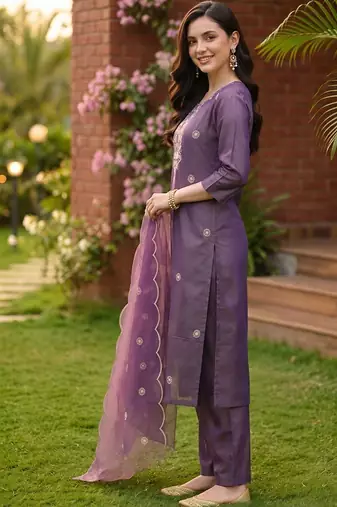 women ethnic motifs embroidered regular thread work kurta with trousers & with dupatta