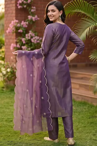 women ethnic motifs embroidered regular thread work kurta with trousers & with dupatta