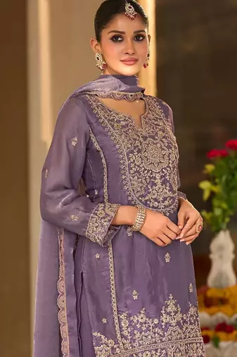 women ethnic motifs embroidered regular thread work kurta with patiala & with dupatta