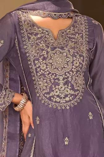 women ethnic motifs embroidered regular thread work kurta with patiala & with dupatta