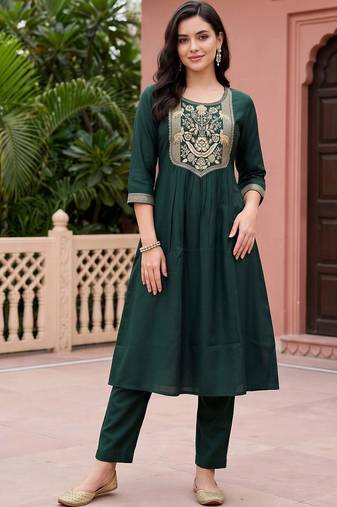 women ethnic motifs embroidered empire thread work kurta with trousers