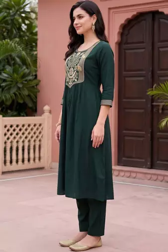 women ethnic motifs embroidered empire thread work kurta with trousers