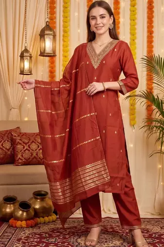 women ethnic motifs embroidered regular kurta with trousers & with dupatta