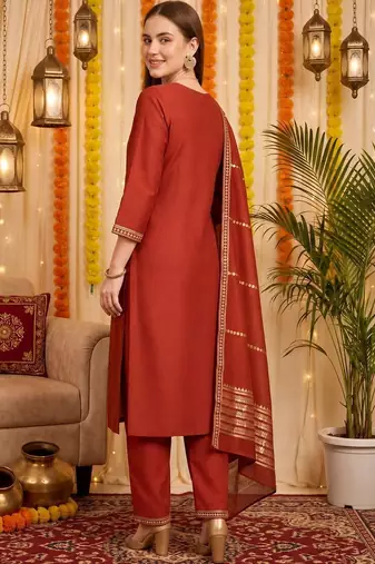 women ethnic motifs embroidered regular kurta with trousers & with dupatta