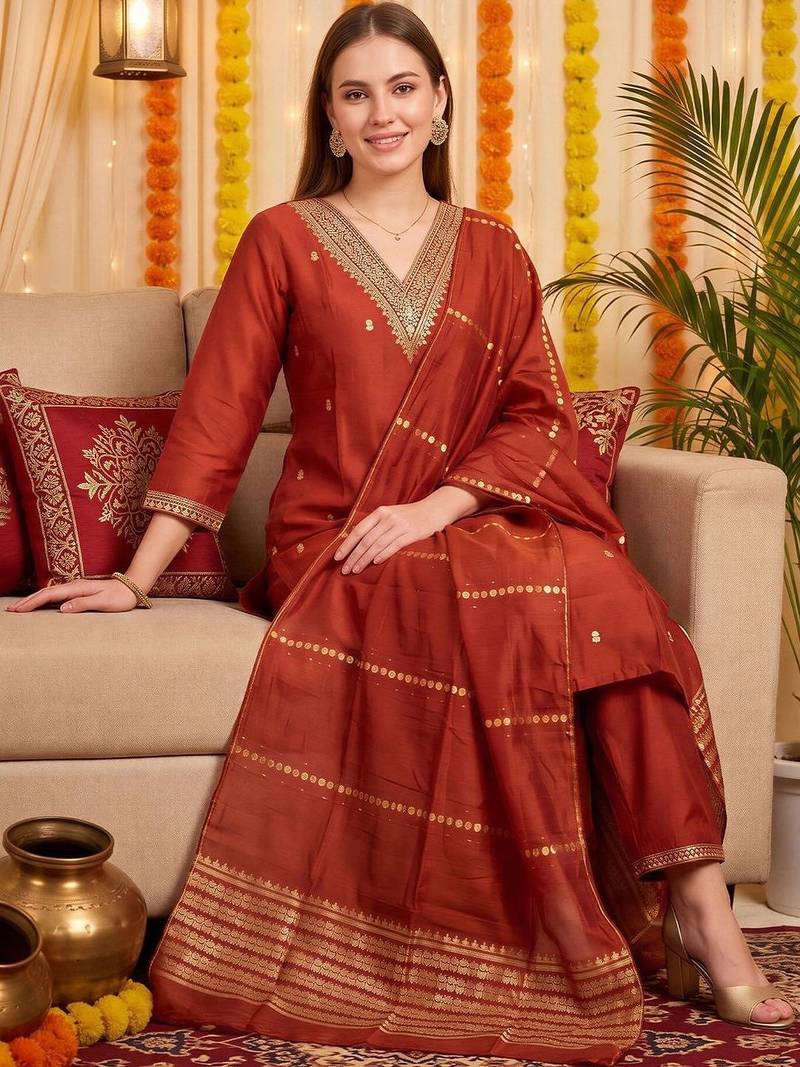 women ethnic motifs embroidered regular kurta with trousers & with dupatta
