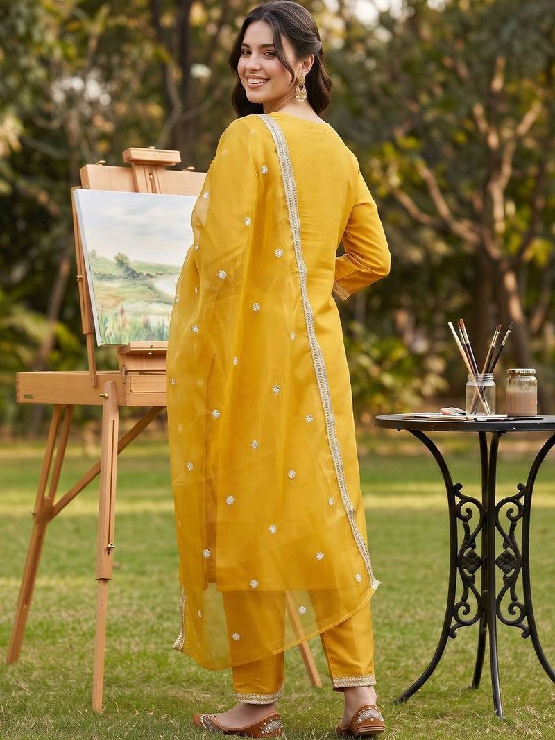 women ethnic motifs embroidered regular thread work kurta with trousers & with dupatta
