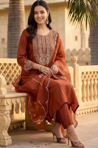 women ethnic motifs embroidered regular thread work liva kurta with trousers & with dupatta