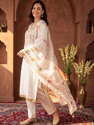 women ethnic motifs embroidered regular sequinned kurta with trousers & with dupatta 6