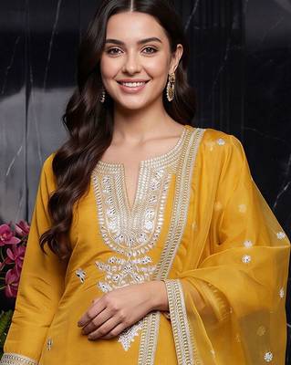 women ethnic motifs embroidered regular thread work kurta with trousers & with dupatta 2
