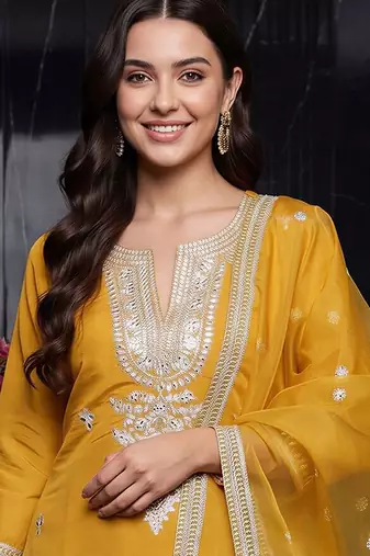 women ethnic motifs embroidered regular thread work kurta with trousers & with dupatta