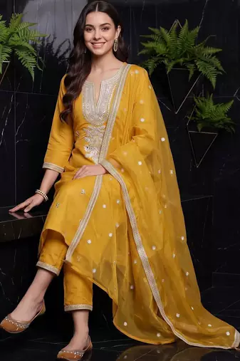 women ethnic motifs embroidered regular thread work kurta with trousers & with dupatta