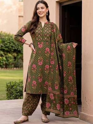 women floral printed regular cotton kurta with patiala & with dupatta 1