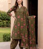 women floral printed regular cotton kurta with patiala & with dupatta