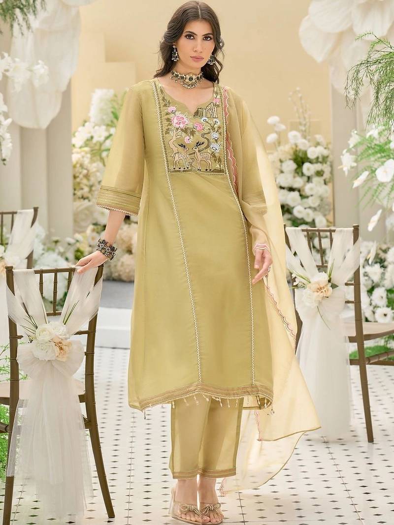 women ethnic motifs embroidered regular thread work kurta with trousers & with dupatta