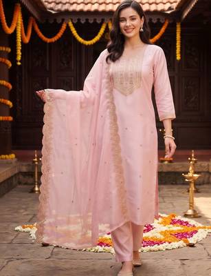women ethnic motifs embroidered regular thread work kurta with trousers & with dupatta 1