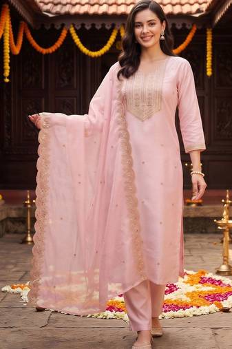 women ethnic motifs embroidered regular thread work kurta with trousers & with dupatta