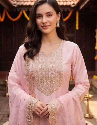 women ethnic motifs embroidered regular thread work kurta with trousers & with dupatta 2