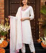 women ethnic motifs embroidered regular thread work kurta with trousers & with dupatta