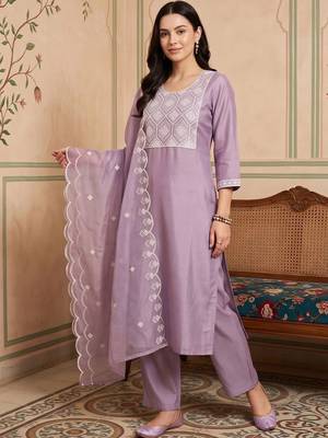 women regular thread work kurta with trousers & with dupatta 6