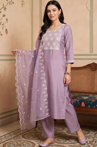women regular thread work kurta with trousers & with dupatta