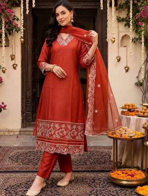 women ethnic motifs embroidered regular thread work kurta with trousers & with dupatta 1