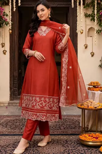 women ethnic motifs embroidered regular thread work kurta with trousers & with dupatta
