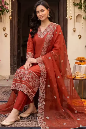 women ethnic motifs embroidered regular thread work kurta with trousers & with dupatta