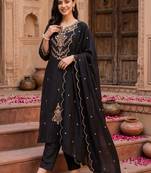 women ethnic motifs embroidered regular thread work kurta with trousers & with dupatta