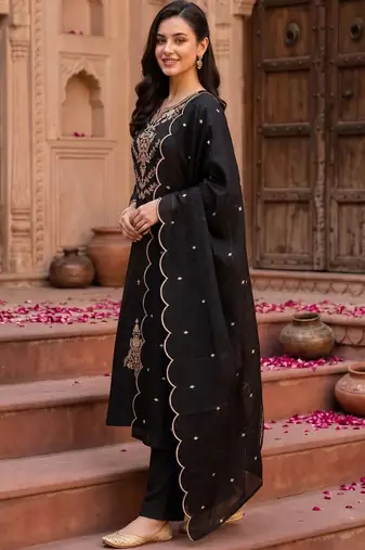 women ethnic motifs embroidered regular thread work kurta with trousers & with dupatta
