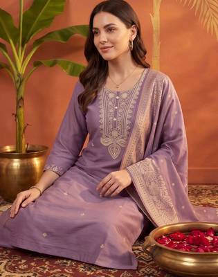 women ethnic motifs embroidered regular thread work kurta with palazzos & with dupatta 5