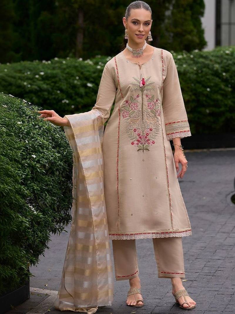 women ethnic motifs embroidered regular thread work kurta with trousers & with dupatta